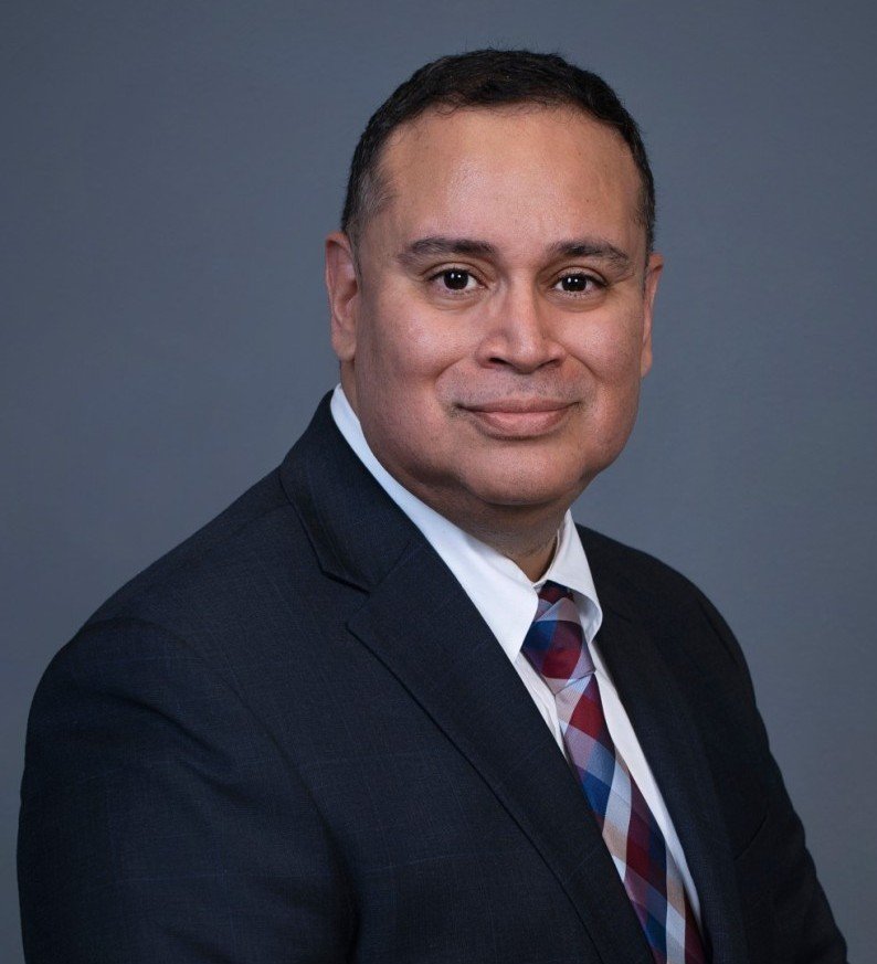 Luis Mejia, Principal Consultant